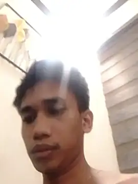 Snapshot of charlie0728 chatting on October 29, 2025, 1:15 am charlie0728 online show from October 29, 2025, 1:15 am