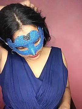 Snapshot of MEERAcle chatting on October 15, 2025, 9:34 pm MEERAcle online show from October 15, 2025, 9:34 pm