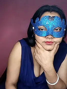 Snapshot of MEERAcle chatting on October 26, 2025, 5:02 pm MEERAcle online show from October 26, 2025, 5:02 pm