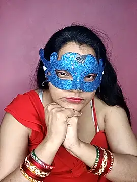 Snapshot of MEERAcle chatting on November 2, 2025, 7:08 pm MEERAcle online show from November 2, 2025, 7:08 pm