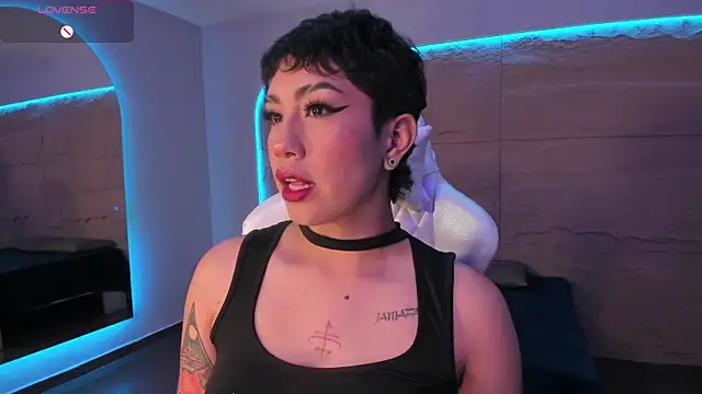 ZahaRose online show from September 13, 2025, 6:19 pm