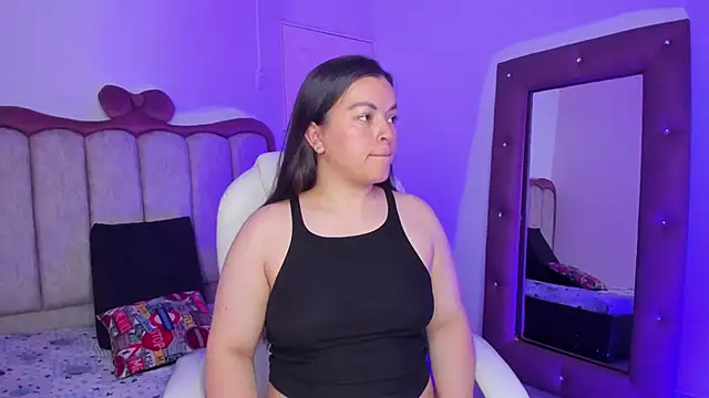 Snapshot of Ariah_Walker_ chatting on September 17, 2025, 8:55 pm Ariah Walker  online show from September 17, 2025, 8:55 pm