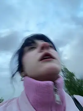 Snapshot of Only_April chatting on May 27, 2026, 1:15 am Only April online show from May 27, 2026, 1:15 am