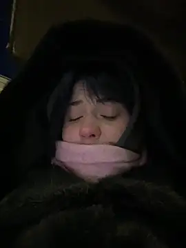 Only April online show from February 1, 2026, 5:06 am