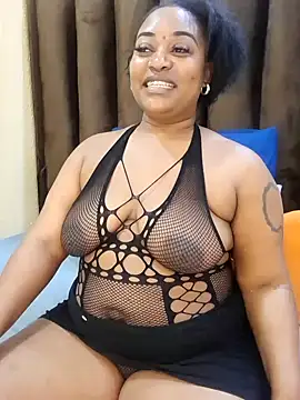 BigAssjuicy26 online show from November 14, 2025, 7:06 pm