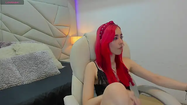 Snapshot of persefone_333 chatting on September 29, 2025, 7:52 pm persefone 333 online show from September 29, 2025, 7:52 pm