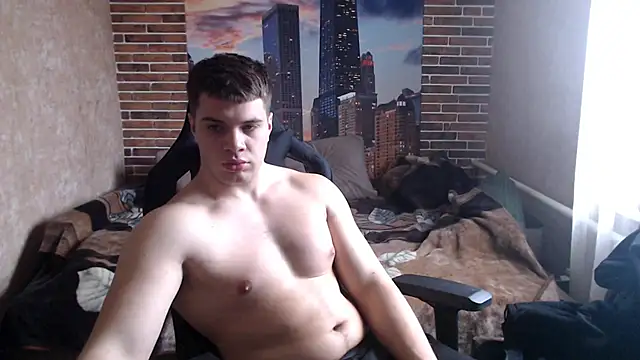 MusclePhantom online show from April 4, 2026, 12:45 pm