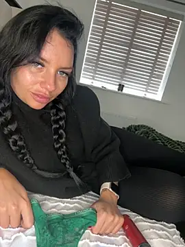 BELLABLACKXUK online show from October 27, 2025, 11:11 am