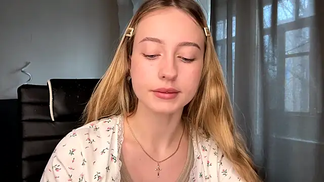 Jetta Corsacami online show from November 22, 2025, 10:47 am