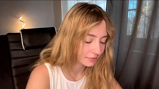 Jetta Corsacami online show from November 15, 2025, 12:20 pm