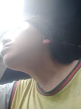 adchio online show from April 15, 2026, 9:59 am