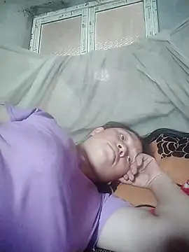 adchio online show from April 6, 2026, 5:08 am