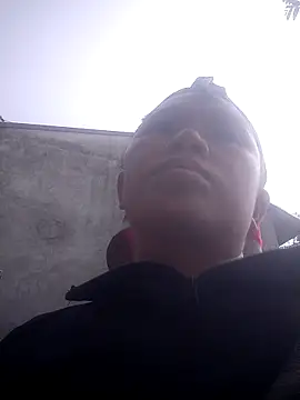 adchio online show from April 3, 2026, 2:07 am