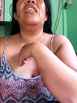 Snapshot of amazing_jane2918 chatting on June 18, 2026, 12:20 am amazing jane2918 online show from June 18, 2026, 12:20 am