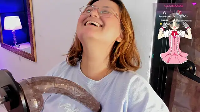 Snapshot of isa_grey_ chatting on September 21, 2025, 3:28 pm isa grey online show from September 21, 2025, 3:28 pm