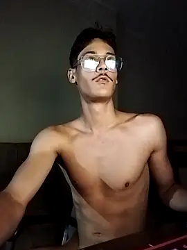 Snapshot of Mago666_ chatting on September 14, 2025, 3:07 am Mago666  online show from September 14, 2025, 3:07 am