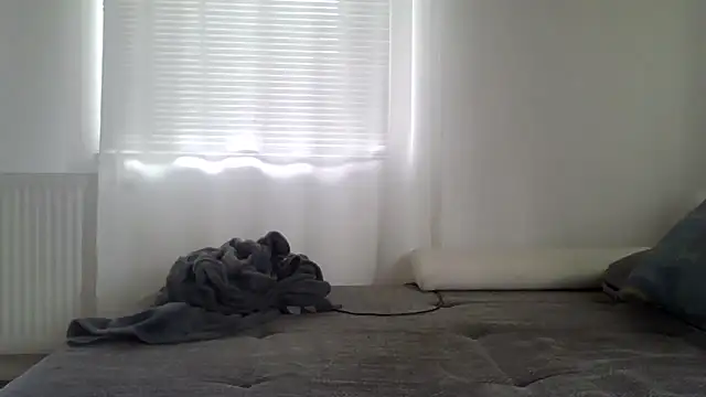 Snapshot of XLBarehengst chatting on September 12, 2025, 9:09 am XLBarehengst online show from September 12, 2025, 9:09 am