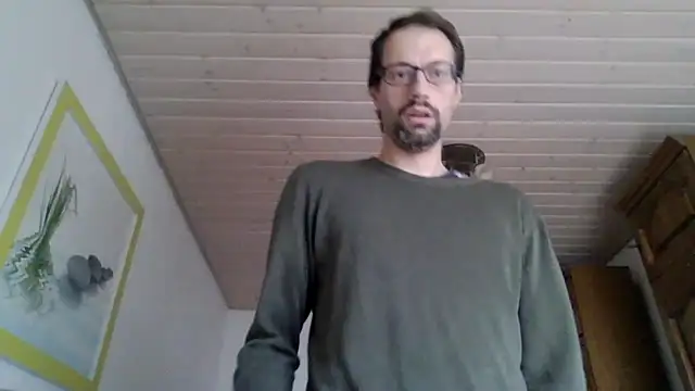 Snapshot of XLBarehengst chatting on September 28, 2025, 10:22 am XLBarehengst online show from September 28, 2025, 10:22 am