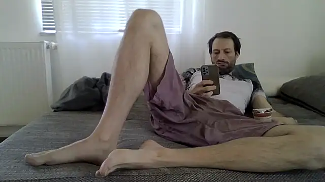 Snapshot of XLBarehengst chatting on September 23, 2025, 12:12 pm XLBarehengst online show from September 23, 2025, 12:12 pm