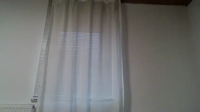 Snapshot of XLBarehengst chatting on October 5, 2025, 6:04 am XLBarehengst online show from October 5, 2025, 6:04 am