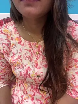 Snapshot of Naughty-Kamini chatting on October 9, 2025, 11:44 am Naughty-Kamini online show from October 9, 2025, 11:44 am