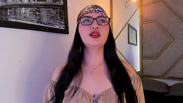 Snapshot of NavannyCattan chatting on November 9, 2025, 6:06 am NavannyCattan online show from November 9, 2025, 6:06 am