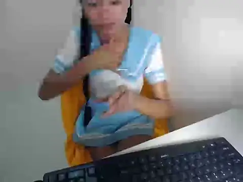 Snapshot of Mica_Jones chatting on November 21, 2025, 8:19 pm Mica Jones online show from November 21, 2025, 8:19 pm