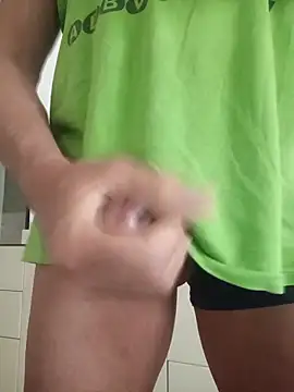 singolo discreto online show from April 7, 2026, 6:37 am