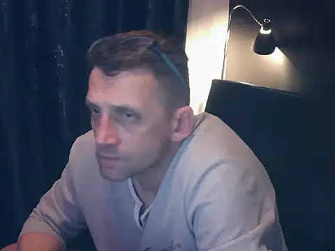 Snapshot of bajka760 chatting on February 9, 2026, 2:42 am bajka760 online show from February 9, 2026, 2:42 am