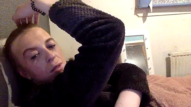 Snapshot of Bellababexox chatting on March 7, 2026, 6:35 pm Bellababexox online show from March 7, 2026, 6:35 pm