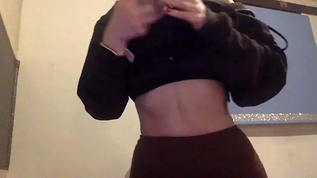 Snapshot of Bellababexox chatting on October 29, 2025, 6:45 am Bellababexox online show from October 29, 2025, 6:45 am