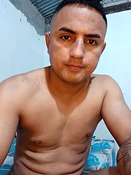 Snapshot of Geral_Yeraldyn09 chatting on December 17, 2025, 10:53 am Geral Yeraldyn09 online show from December 17, 2025, 10:53 am