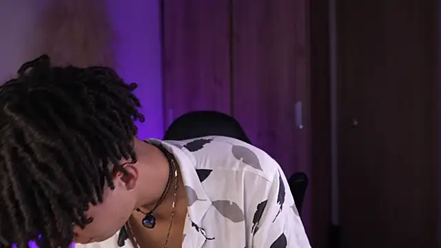 Afro god  online show from June 2, 2026, 4:12 am