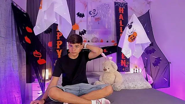 Snapshot of sweet_petter chatting on October 30, 2025, 12:36 pm sweet petter online show from October 30, 2025, 12:36 pm