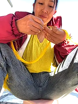 Snapshot of Huong-Ly chatting on November 29, 2025, 8:03 am Huong-Ly online show from November 29, 2025, 8:03 am