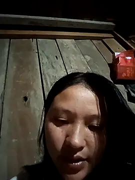 Snapshot of MuiNay chatting on November 7, 2025, 11:26 am MuiNay online show from November 7, 2025, 11:26 am