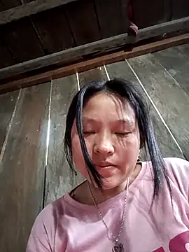 Snapshot of MuiNay chatting on October 25, 2025, 12:21 am MuiNay online show from October 25, 2025, 12:21 am