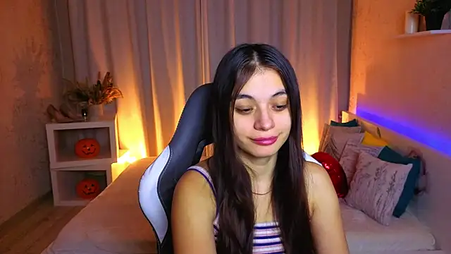 Snapshot of Leila_Hefner chatting on November 26, 2025, 3:06 am Leila Hefner online show from November 26, 2025, 3:06 am