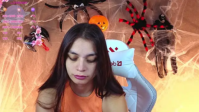 Snapshot of Leila_Hefner chatting on October 22, 2025, 2:22 am Leila Hefner online show from October 22, 2025, 2:22 am