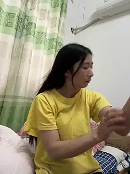 Snapshot of crhong666 chatting on October 24, 2025, 10:20 pm crhong666 online show from October 24, 2025, 10:20 pm