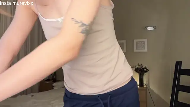 barbaraloveu online show from December 15, 2025, 5:57 am