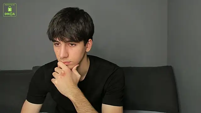 Snapshot of Quentin_Blake chatting on November 15, 2025, 6:39 am Quentin Blake online show from November 15, 2025, 6:39 am