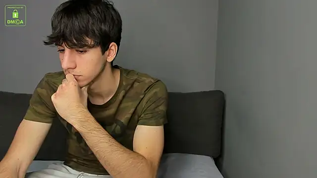 Snapshot of Quentin_Blake chatting on December 3, 2025, 6:36 am Quentin Blake online show from December 3, 2025, 6:36 am