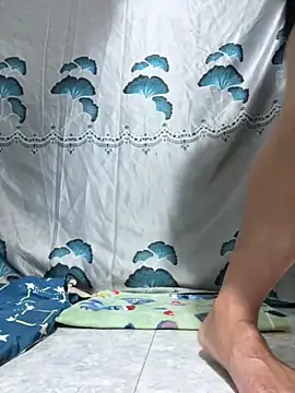 Snapshot of hotboy2x chatting on December 1, 2025, 12:28 pm hotboy2x online show from December 1, 2025, 12:28 pm