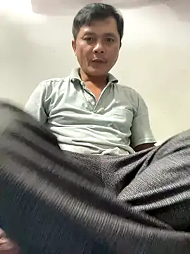 Snapshot of hotboy2x chatting on December 14, 2025, 10:54 am hotboy2x online show from December 14, 2025, 10:54 am