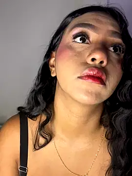 Michelle johnson  online show from November 22, 2025, 3:55 pm