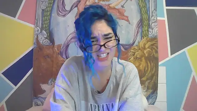 Snapshot of peetitefairy chatting on November 6, 2025, 5:11 am peetitefairy online show from November 6, 2025, 5:11 am