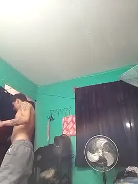 TragicAirplane168 online show from April 18, 2026, 8:42 pm