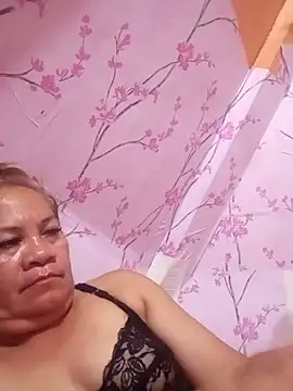 vickyhot1966 online show from November 13, 2025, 8:35 pm