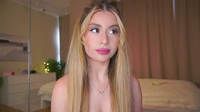 GeorginaHarn online show from March 29, 2026, 8:05 am